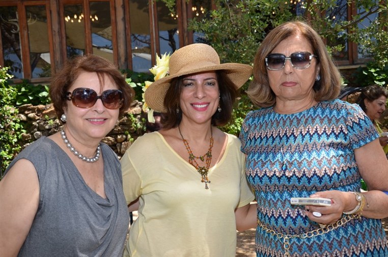 Lunch at Lola
